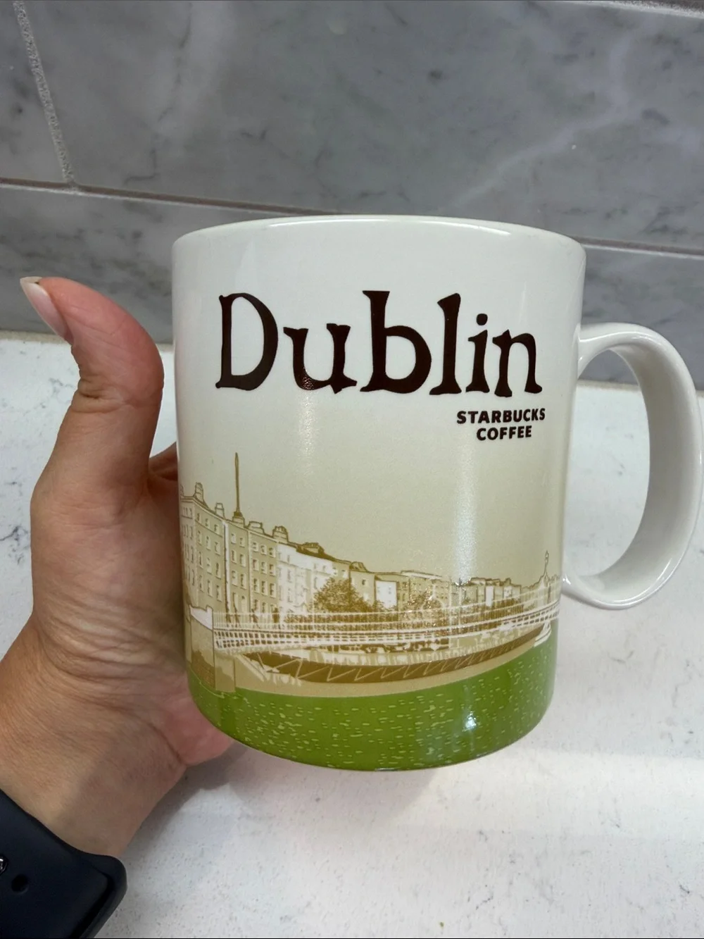 Starbucks Global Icon Series Dublin Ireland 16oz coffee mug ceramic